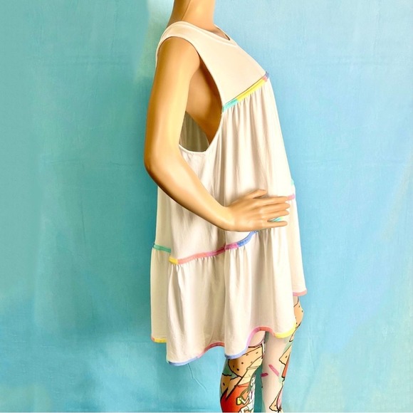 NWT Entro Round Neck Babydoll With Rainbow Stripes Dress - Picture 4 of 5